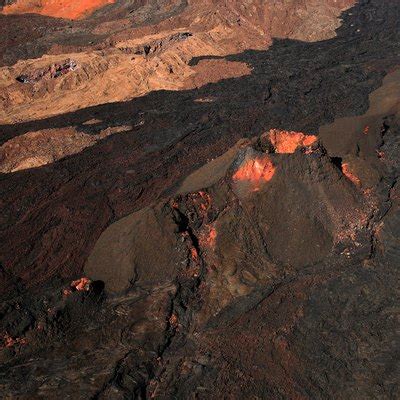 Mauna Loa Volcano Facts | USA Today