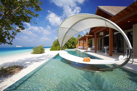 Best Hotels in the Maldives | 13 Hotels With the Wow Factor