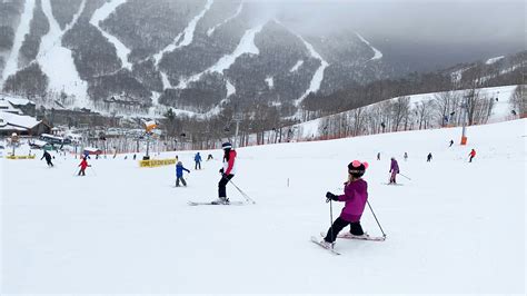 skiing stowe vermont - South Lumina Style