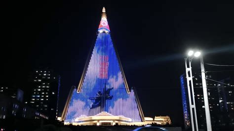 RYUGYONG HOTEL Pyongyang Light Show (2020) - YouTube