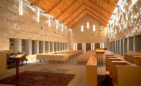 Why Modern Architecture Struggles to Inspire Catholics | Newgeography.com