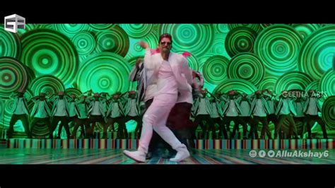 Allu Arjun's Special Dance moves - YouTube