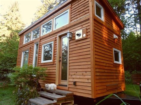 Adorable tiny cottage is a Japanese-inspired teahouse on wheels ...