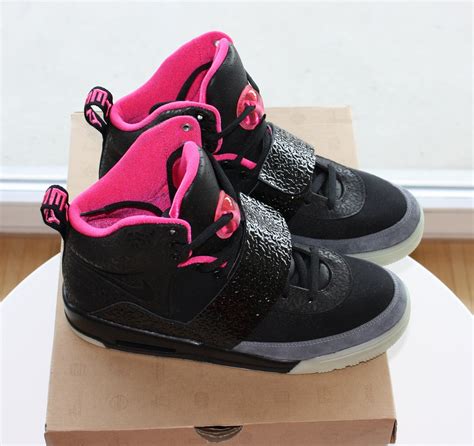 Nike Air Yeezy – Black/Pink | 36 Detailed Pictures | • MAXPREME