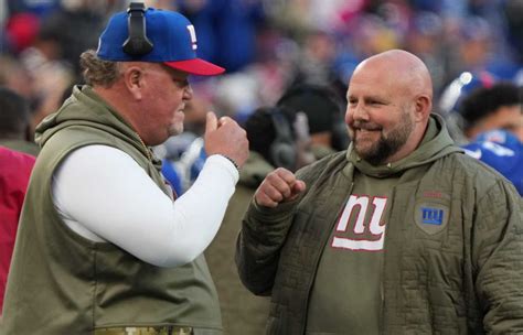 Giants defensive coordinator Don 'Wink' Martindale resigns