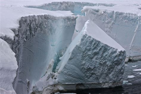 Antarktis schmilzt dramatisch schneller - Klimawandel - derStandard.at ...