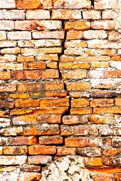 cracked brick wall by Yuri2012 Vectors & Illustrations Free download - Yayimages