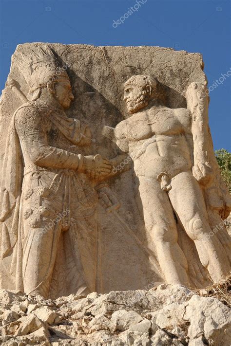 Statues on Mount Nemrut Turkey — Stock Photo © orhancam #2206335