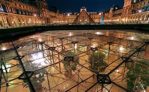 The Inverted Pyramid, between the Louvre Museum and the jardins des Tuileries