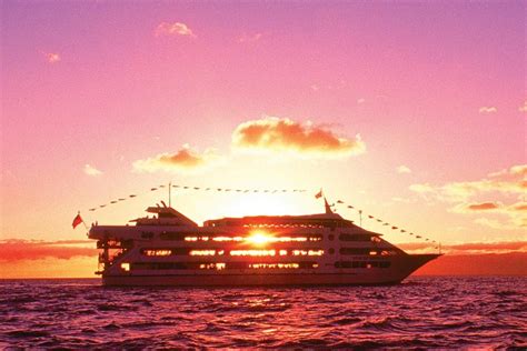 2023 Star Casual Sunset and Show Cruise - Reserve Now