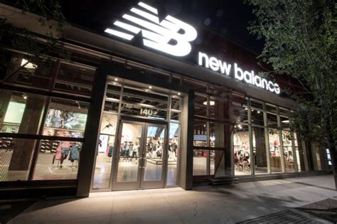 NEW BALANCE OPENS FIRST U.S. GLOBAL FLAGSHIP