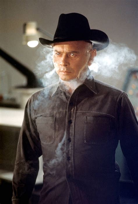 Yul Brynner in Westworld (1973) | Westworld movie, Yul brynner, Westworld