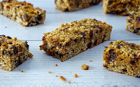 How to Make Gluten-Free Granola Bars + Recipe