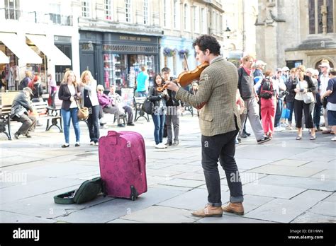 Violin Busker in Bath, England, UK Stock Photo - Alamy