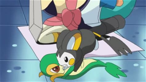 Imagen - EP700 Snivy vs Emolga.jpg - WikiDex - Wikia