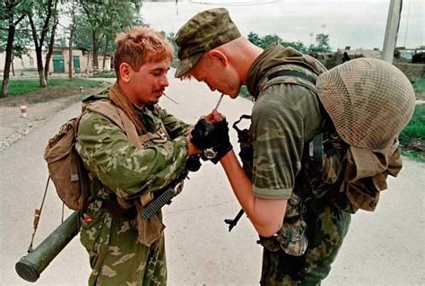 First Chechen War (photos by Alexander Nemenov) - Imgur | Military ...