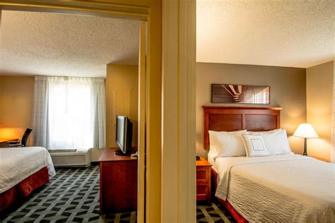 Extended-Stay Hotel Near Baltimore | TownePlace Suites Baltimore BWI Airport