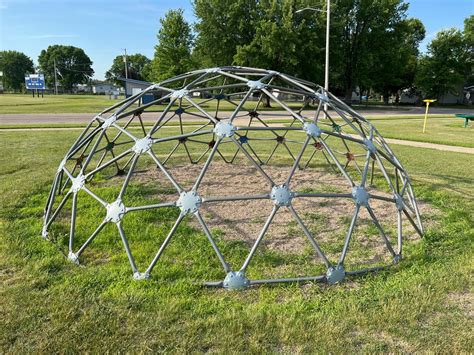 Metal Dome Shaped Jungle Gym BigIron Auctions