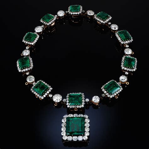 A fine emerald and diamond tiara, first half of the 19th century ...