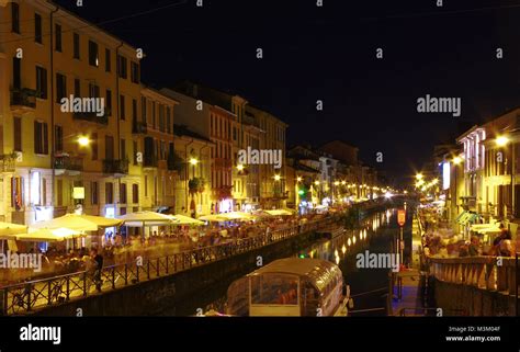 Nightlife milan hi-res stock photography and images - Alamy