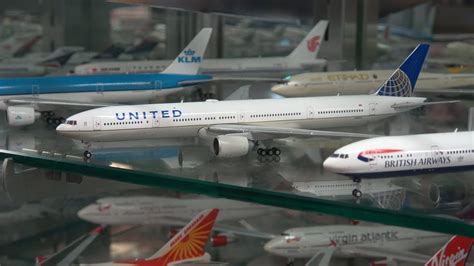 Model Collectors Paradise! Airplane Shop Las Vegas! - YouTube