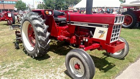 IH 784 | Farmall, Tractors, International harvester