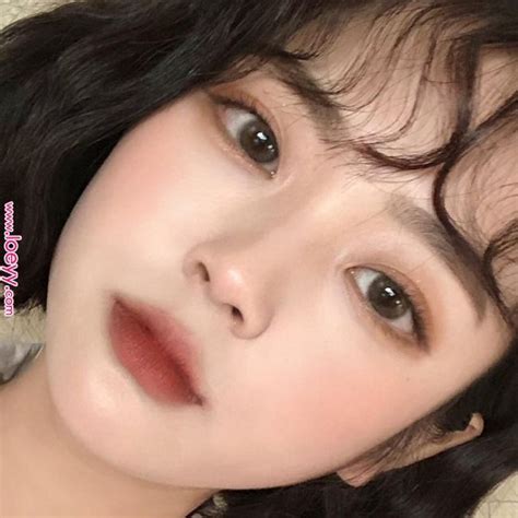 | Korean Makeup Trends in 2019 | Makeup inspo, Korean Makeup... - | Peach makeup, Ulzzang makeup ...