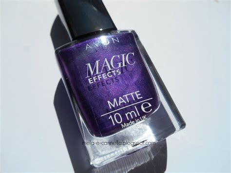 mela-e-cannella: Avon Magic Effects - Matte - Violetta & Avon Magic Effects - Matte Top Coat
