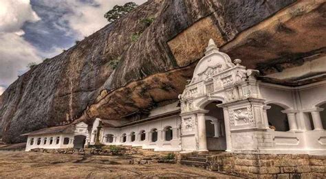 Dambulla Cave Temple - Excursions in Sri Lanka | Sri Lanka Classy Tours