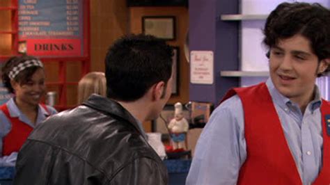 Watch Drake & Josh Season 3 Episode 14: Theater Thug - Full show on CBS ...