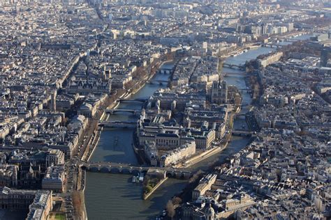 Projet de Dominique Perrault pour l'île de la Cité à Paris