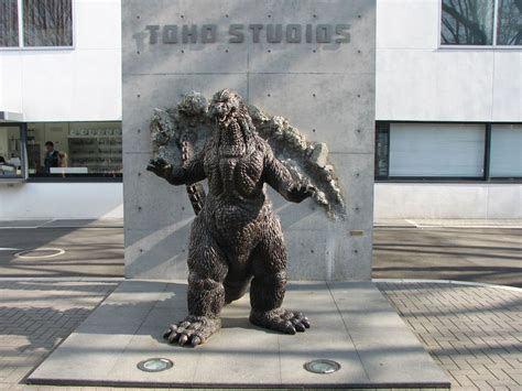 Godzilla Sculpture at Toho Studios | ゴジラ