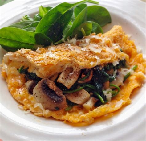 Healthy Intuitions: Fluffy Mushroom Spinach Souffle Omelette