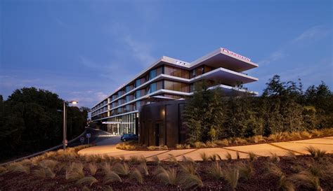 Crowne Plaza Hotel - Architizer