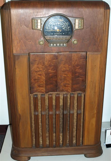 Carnegie Museum of Montgomery County: Zenith radio ... a blaring part of history