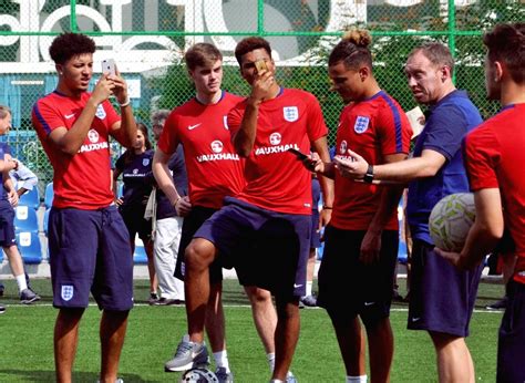 FIFA U-17 England coach Steve Cooper along with English players ...