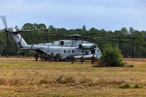 The 26th Marine Expeditionary Unit (MEU) is flexing their muscles in ...