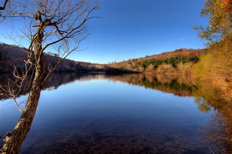 Lake Mohegan | Lake Mohegan Recreation Area is a Lake beach … | Flickr