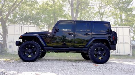 Jeep Wrangler With 35 Inch Tires