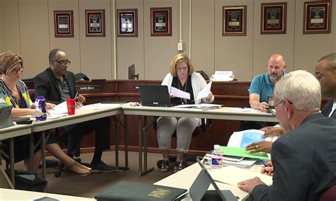 JMCSS school board members advance future plans - WBBJ TV