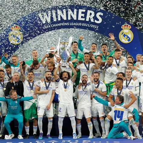 Can anyone find me a high resolution picture of Real Madrid winning ...