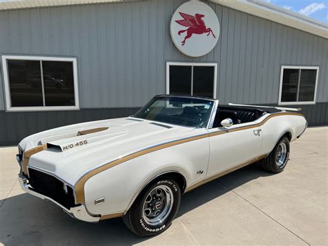 1969 Oldsmobile Cutlass 442 | Coyote Classics