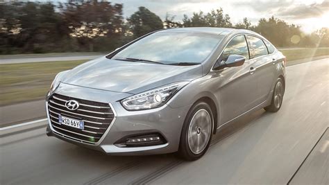 Hyundai i40 Series II 2015 Review | CarsGuide