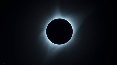 Y de pronto, México se detuvo. A 30 años del eclipse total de sol - UNAM Global