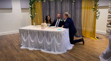 'Sister Wives': See Kody Brown's Dance Moves During His Controversial Wedding Appearance ...