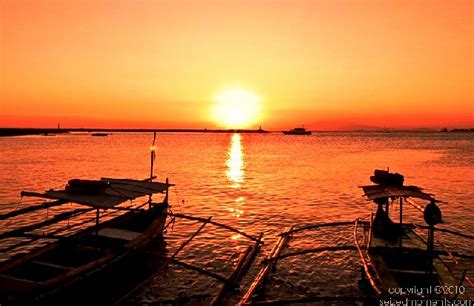 The Magnificent Manila Bay Sunset - Travel to the Philippines