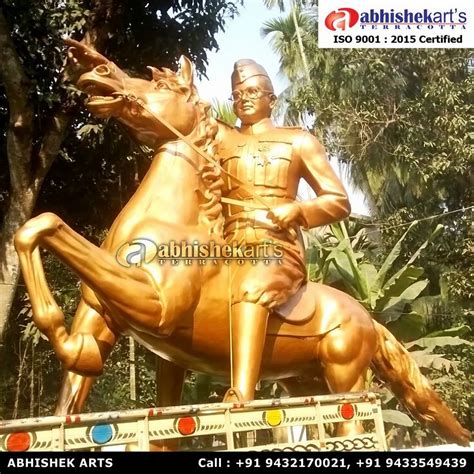 Plain Golden Netaji Subhas Chandra Bose Fiber Statue, For Exterior Decor at Rs 12345 in Kolkata