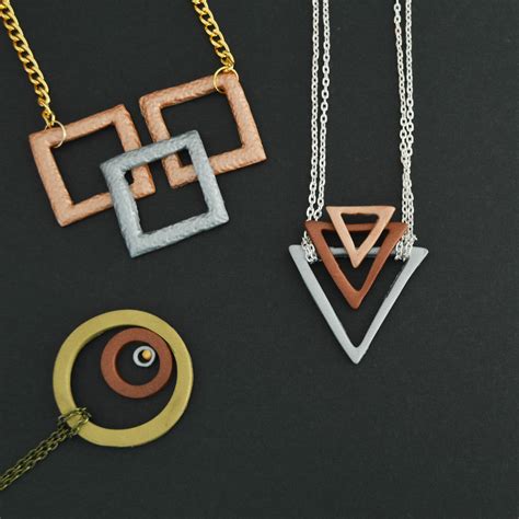 Vikalpah: DIY Faux Metal Geometric Necklace using Clay