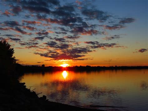 Sunset on Ottawa River, Pembroke, ON | Snuffy | Flickr