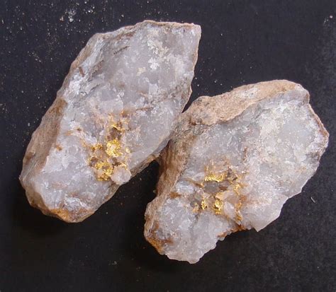 Raw Gemstone Identification | Minerals and gemstones, Raw gemstones ...